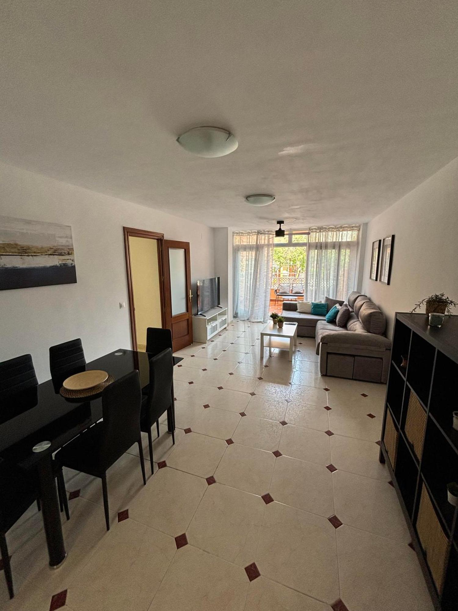 Piso Centrico Con Parking Privado Y Terraza Super *